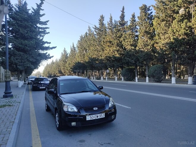 Kia Rio 2008, 235,000 km - 1.4 l - Sumqayıt