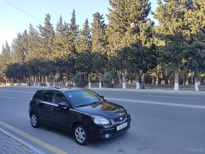 Kia Rio 2008, 235,000 km - 1.4 l - Sumqayıt