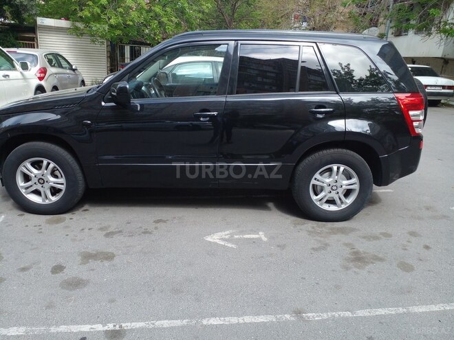 Suzuki Grand Vitara 2009, 211,530 km - 2.0 l - Bakı