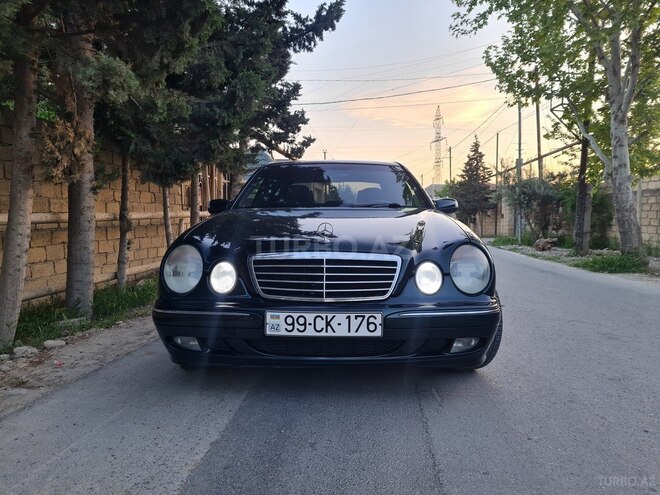 Mercedes E 270 2001, 449,000 km - 2.7 л - Bakı