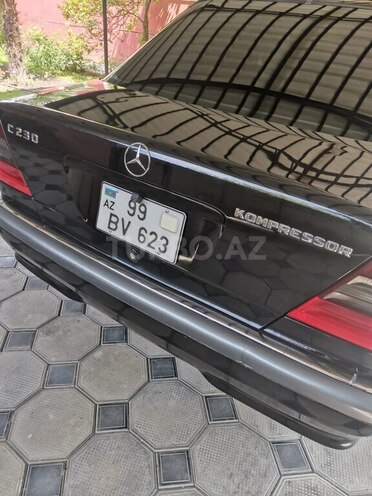 Mercedes C 230 2000, 300,000 km - 2.3 l - Qax