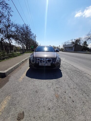 Hyundai i30 2011, 235,100 km - 1.6 l - Şəki