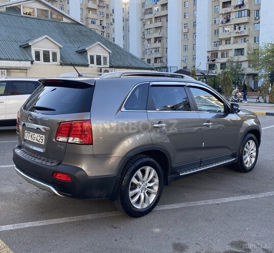 Kia Sorento 2009, 122,000 km - 2.0 l - Bakı
