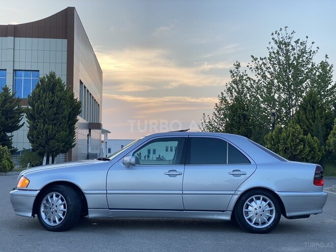 Mercedes C 230 1999, 370,000 km - 2.3 л - Saatlı