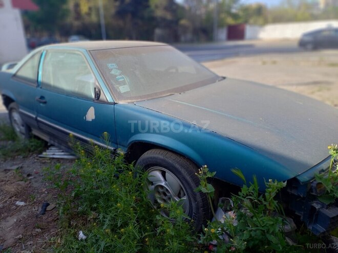 Pontiac  1993, 300,000 km - 3.1 л - Bakı