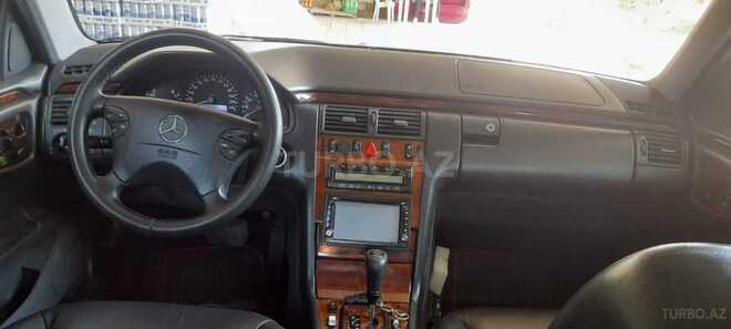 Mercedes E 240 2000, 41,254 km - 2.4 l - Şirvan
