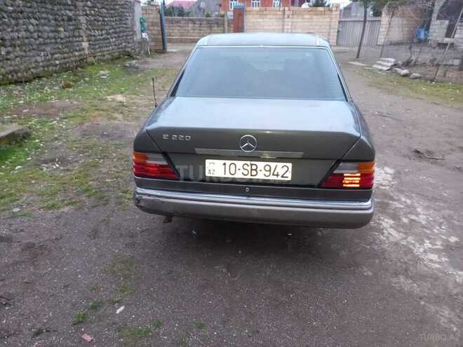 Mercedes E 220 1992, 238,434 km - 2.2 l - Lənkəran