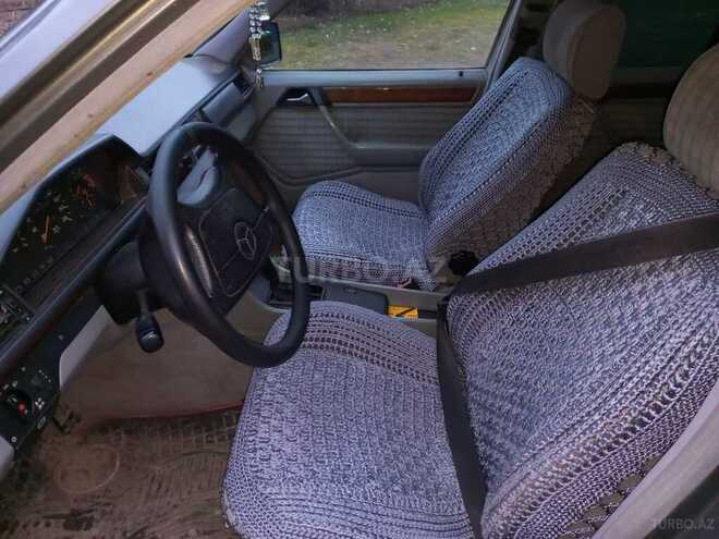 Mercedes E 220 1992, 238,434 km - 2.2 l - Lənkəran