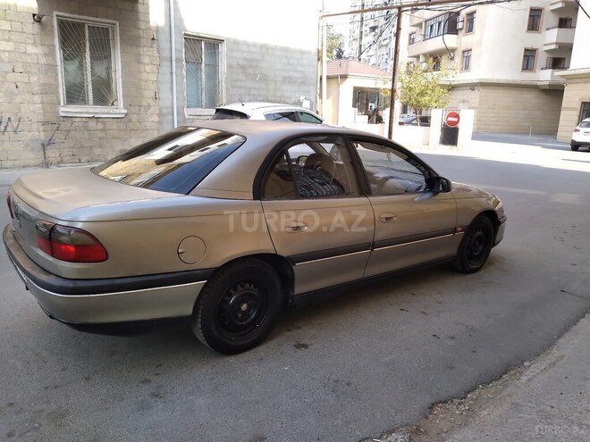 Opel Omega 1997, 296,000 km - 2.0 l - Sumqayıt