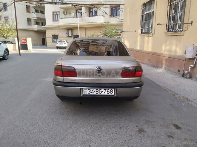 Opel Omega 1997, 296,000 km - 2.0 l - Sumqayıt