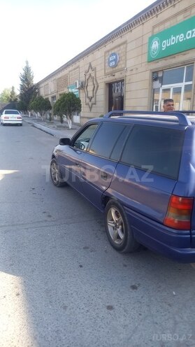 Opel Astra 1998, 216,400 km - 1.6 l - Salyan