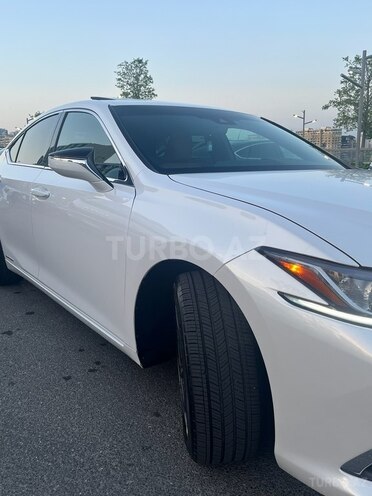 Lexus ES 300h 2021, 8,700 km - 2.5 l - Bakı