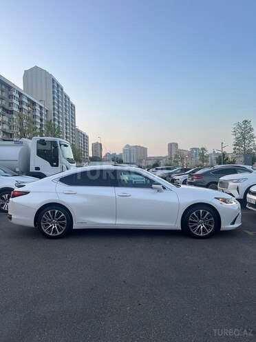 Lexus ES 300h 2021, 8,700 km - 2.5 l - Bakı