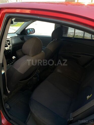 Kia Rio 2007, 276,000 km - 1.4 l - İmişli