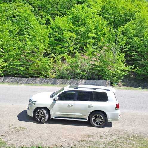 Toyota Land Cruiser 2017, 67,000 km - 4.0 l - Quba