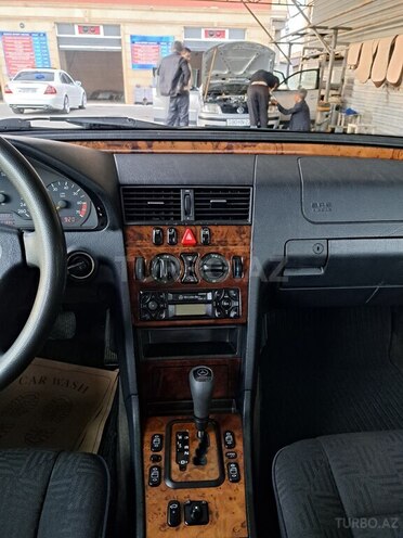 Mercedes C 240 2000, 276,000 km - 2.4 l - Gəncə