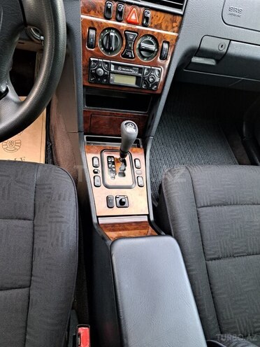 Mercedes C 240 2000, 276,000 km - 2.4 l - Gəncə