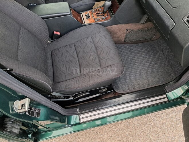 Mercedes C 240 2000, 276,000 km - 2.4 l - Gəncə