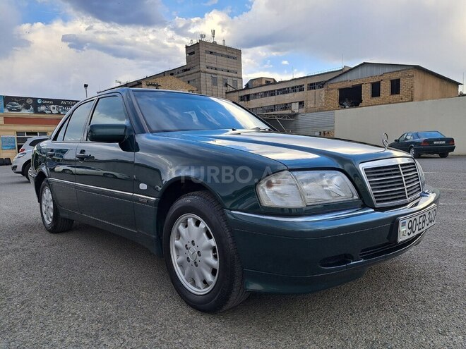 Mercedes C 240 2000, 276,000 km - 2.4 l - Gəncə