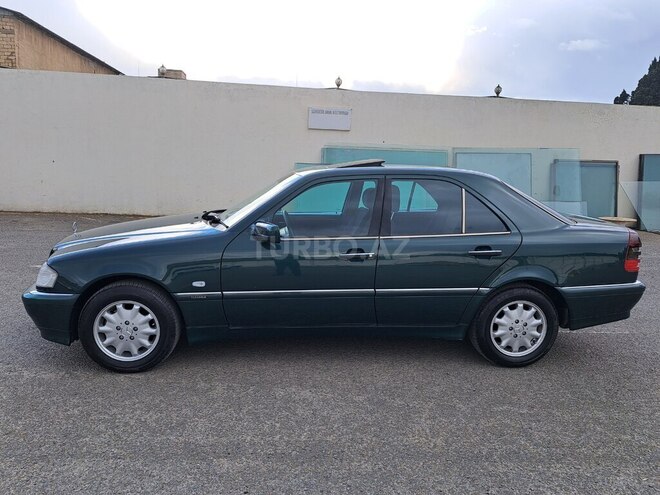 Mercedes C 240 2000, 276,000 km - 2.4 l - Gəncə