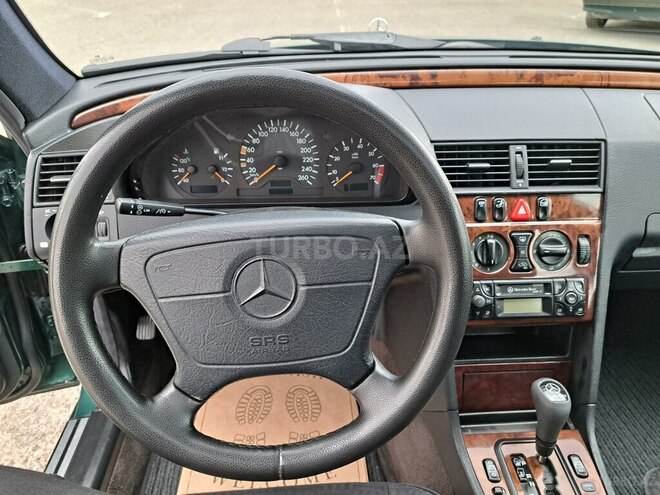 Mercedes C 240 2000, 276,000 km - 2.4 l - Gəncə