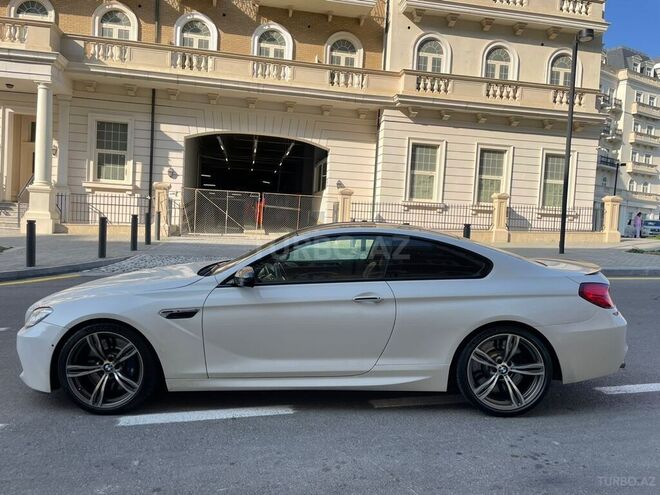 BMW M6 2012, 102,000 km - 4.4 л - Bakı