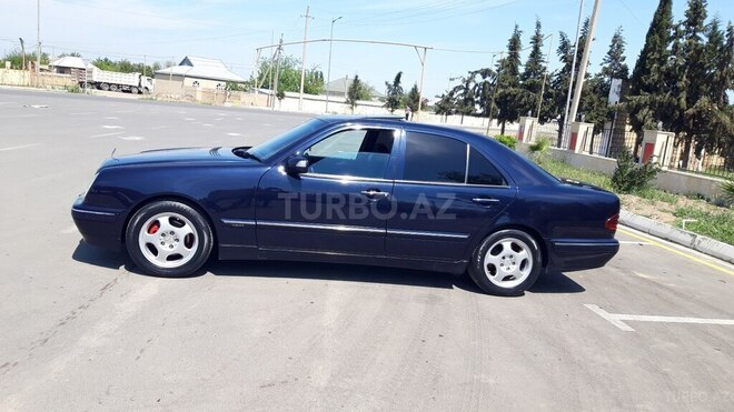 Mercedes E 220 2000, 355,000 km - 2.2 l - Ağcabədi