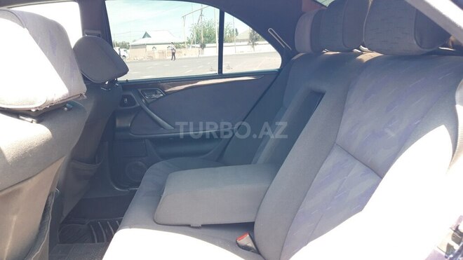 Mercedes E 220 2000, 355,000 km - 2.2 l - Ağcabədi