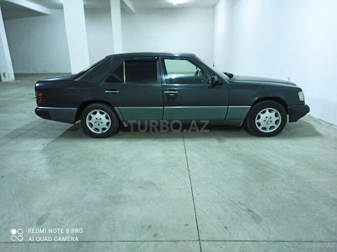 Mercedes E 250 1990, 321,800 km - 2.5 l - Bakı