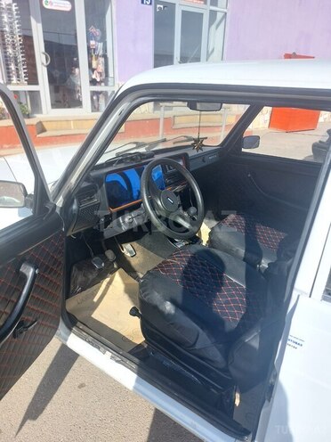 LADA (VAZ) 2107 2005, 25,372 km - 1.6 л - Qusar