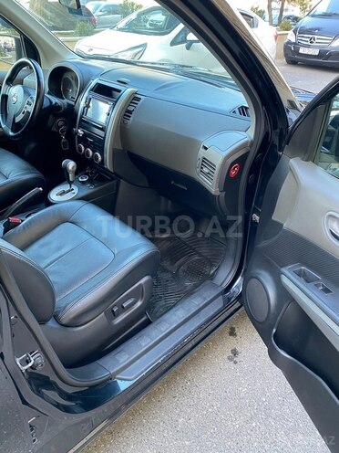 Nissan X-Trail 2010, 156,000 km - 2.5 l - Bakı