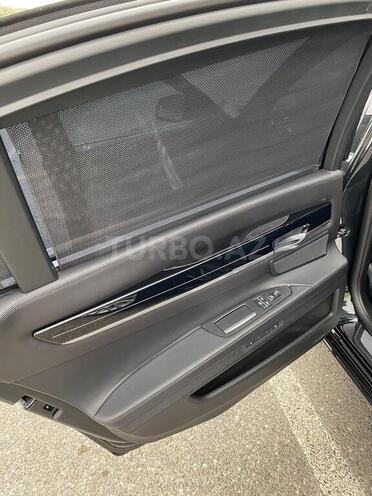 BMW 750 2014, 159,255 km - 4.4 l - Bakı