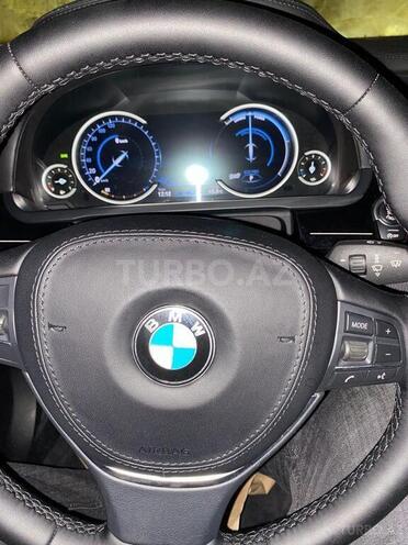 BMW 750 2014, 159,255 km - 4.4 l - Bakı