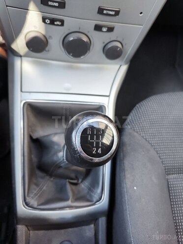 Opel Astra 2009, 280,000 km - 1.4 l - Bakı