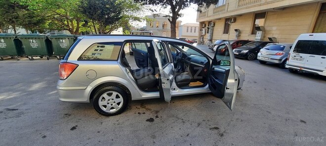 Opel Astra 2006, 167,000 km - 1.3 l - Bakı