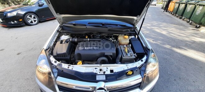 Opel Astra 2006, 167,000 km - 1.3 l - Bakı