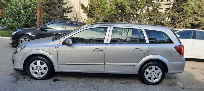 Opel Astra 2006, 167,000 km - 1.3 l - Bakı