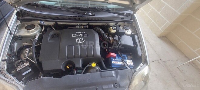 Toyota Corolla 2006, 280,000 km - 1.4 л - Tovuz