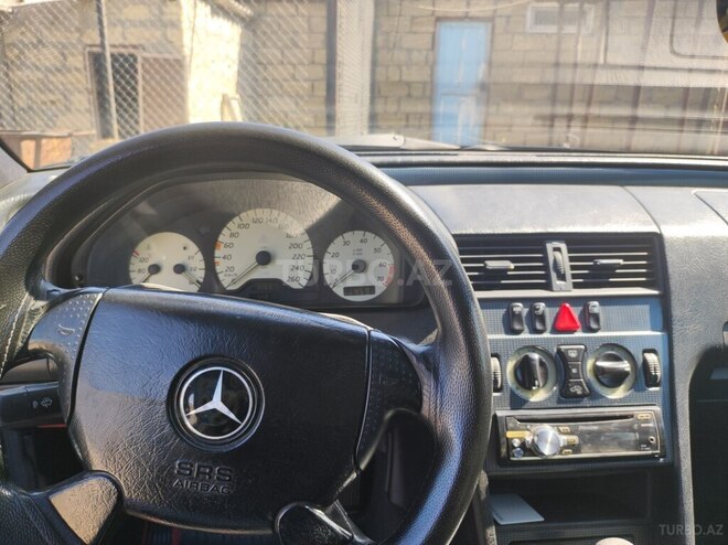 Mercedes C 240 1998, 404,900 km - 2.4 л - Sumqayıt
