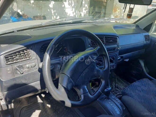 Volkswagen Golf 1996, 250,000 km - 1.8 l - Bakı