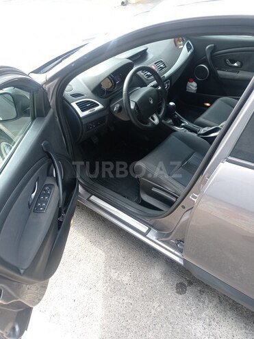 Renault Megane 2009, 300,000 km - 1.5 l - Gəncə