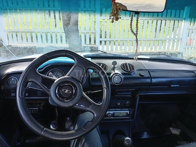 LADA (VAZ) 2106 1993, 200,000 km - 1.6 l - Quba