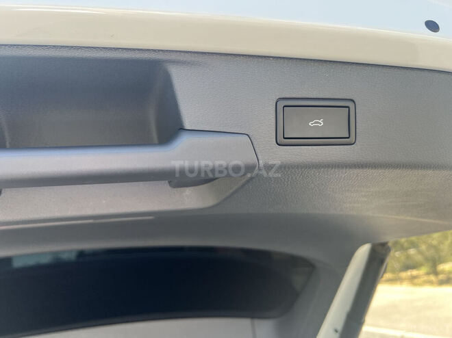 Volkswagen ID.6 2022, 23,000 km - 0.0 л - Bakı