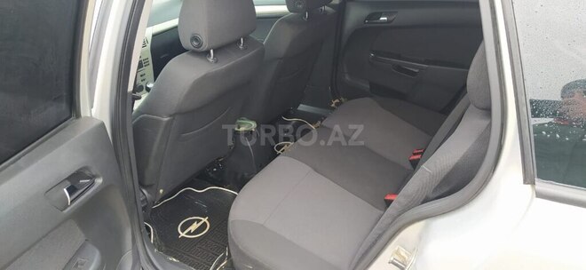 Opel Astra 2008, 220,000 km - 1.4 l - Qusar