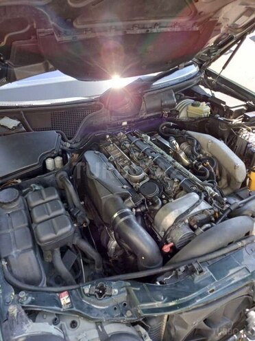 Mercedes E 320 2000, 503,000 km - 3.2 l - Bakı