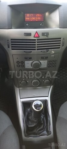 Opel Astra 2006, 325,000 km - 1.3 л - Bakı