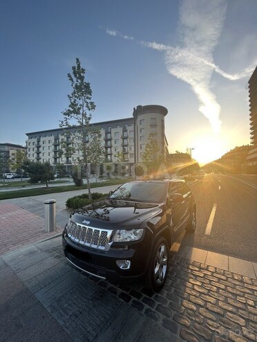 Jeep Grand Cherokee 2011, 200,000 km - 3.6 l - Bakı