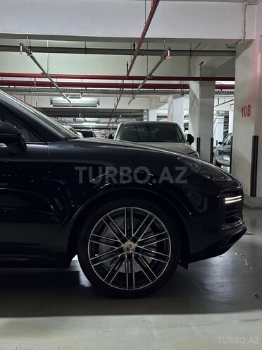 Porsche Cayenne Turbo 2020, 40,000 km - 4.0 l - Bakı