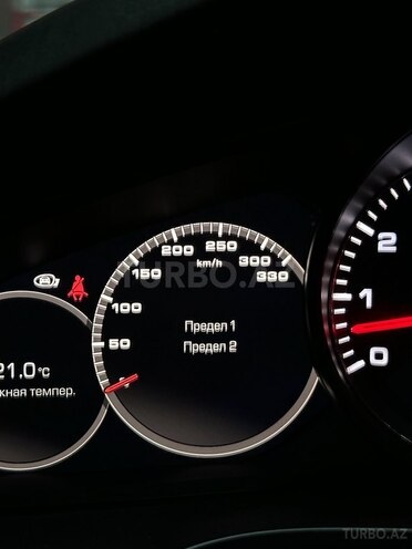 Porsche Cayenne Turbo 2020, 40,000 km - 4.0 l - Bakı