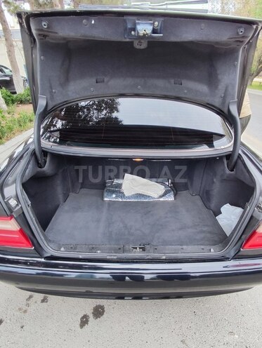 Mercedes E 240 2000, 350,000 km - 2.6 l - Bakı